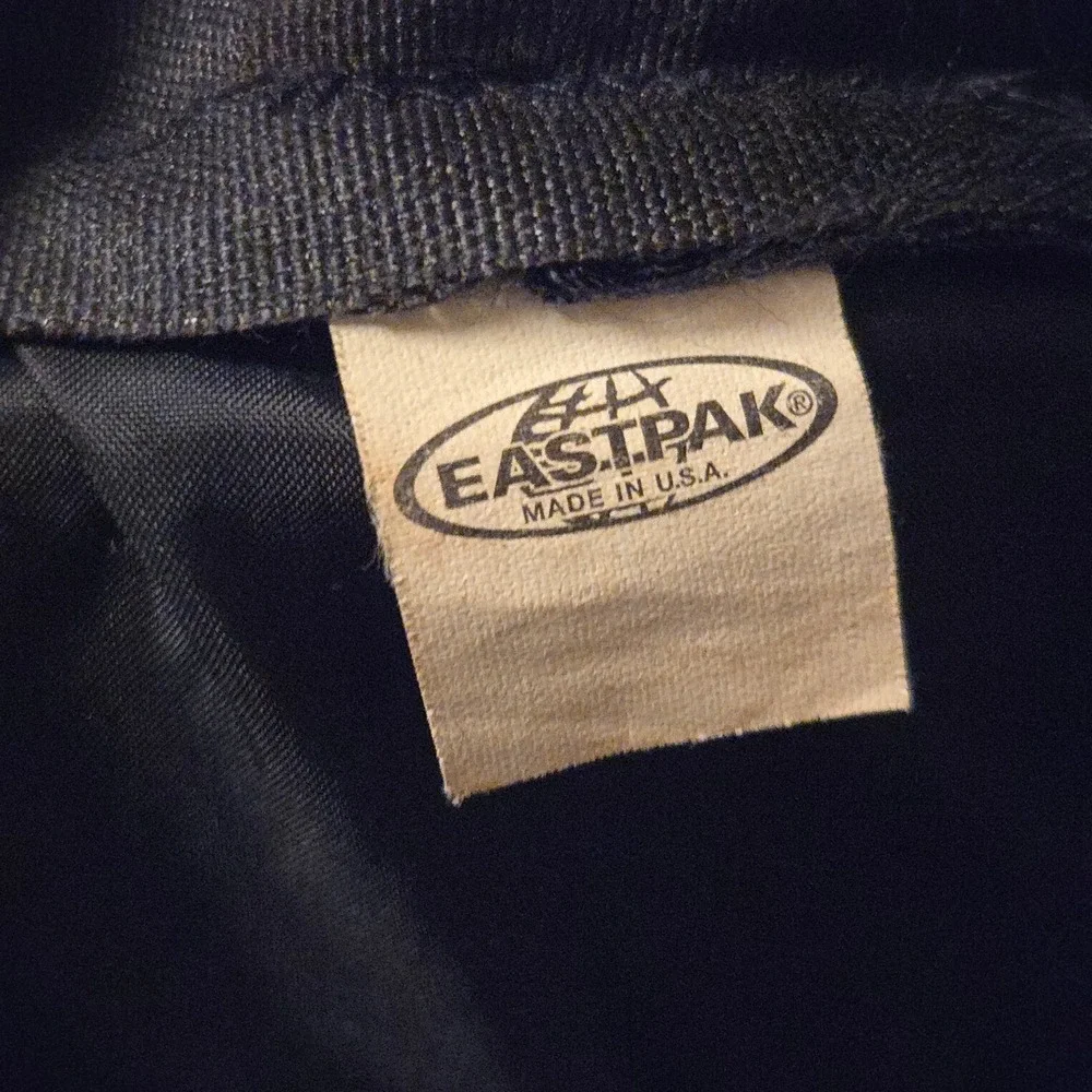 Eastpak order by